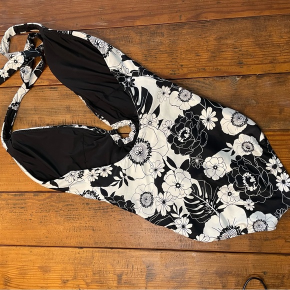 Seafolly One-Piece Halter Bathing Suit - Picture 5 of 11